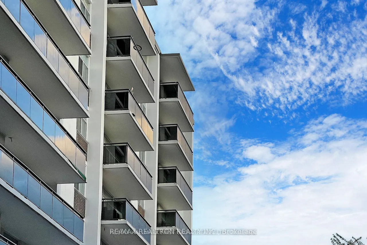2245 Eglinton Avenue E, Unit 803 — photo 24
