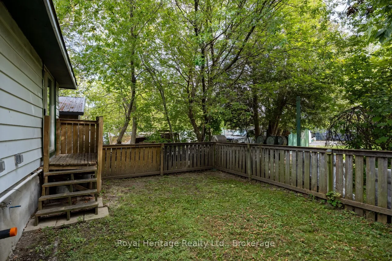 207 Valencia Road — photo 42