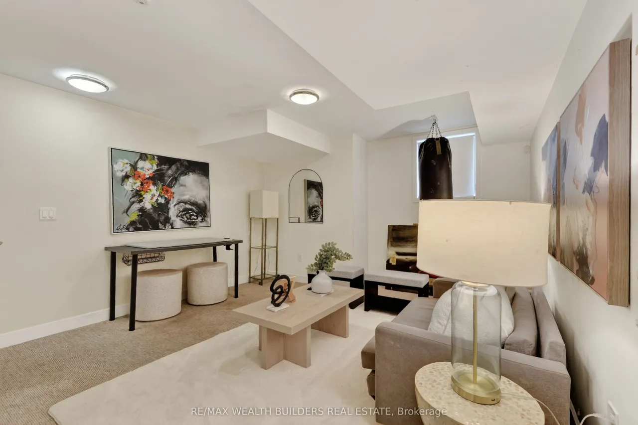 837 Broadview Avenue, Unit TH-07 — photo 36