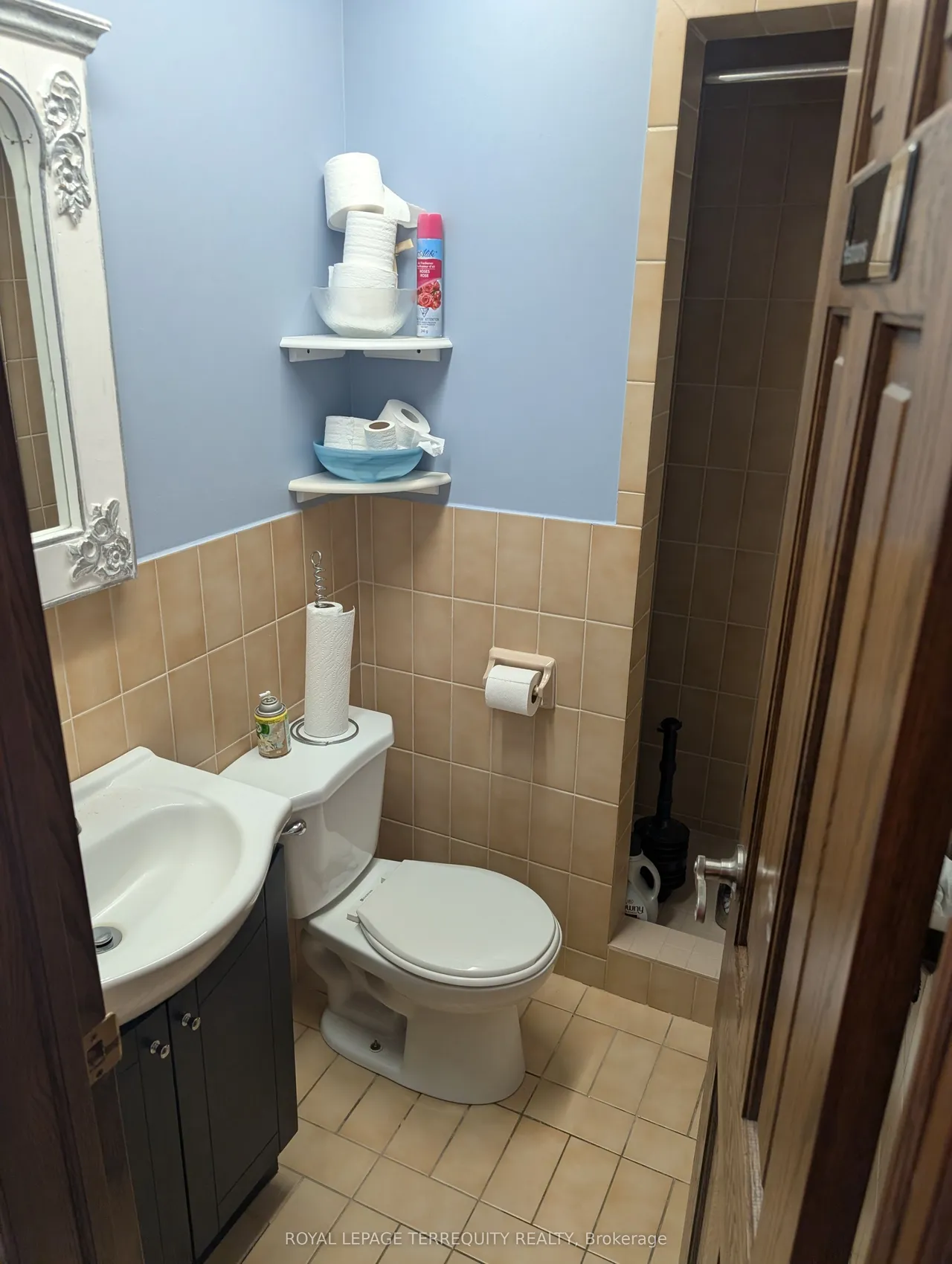 330 Byron Street S, Unit 200 — photo 6