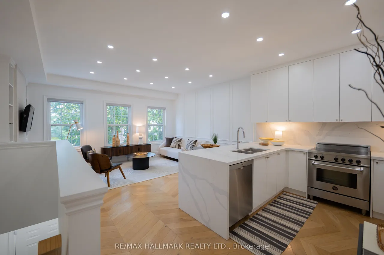 74 Coxwell Avenue, Unit C — photo 3