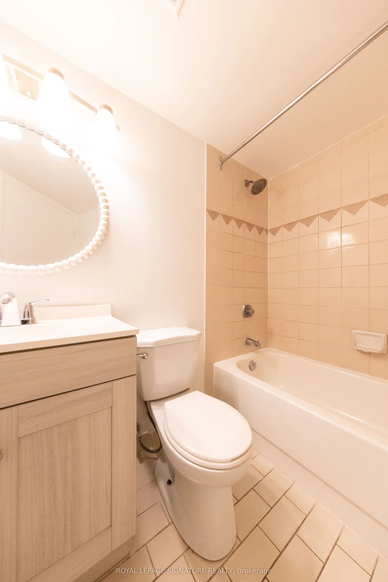 3050 Ellesmere Road, Unit 406 — photo 10