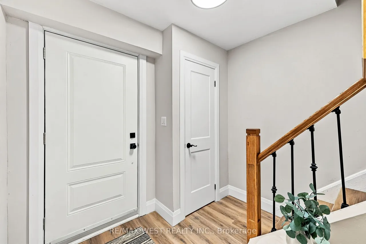 721 Cricklewood Drive, Unit 3 — photo 3