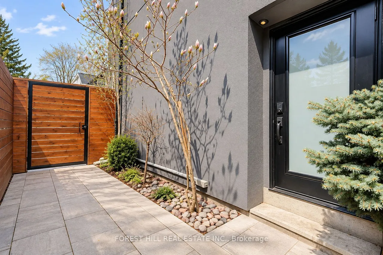 245 Ashdale Avenue — photo 17