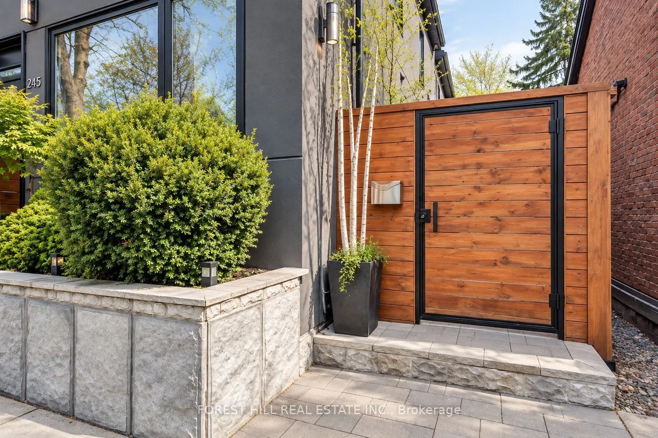 245 Ashdale Avenue — photo 16