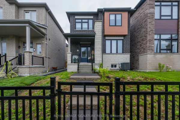 15 Mountainside Crescent — photo 2