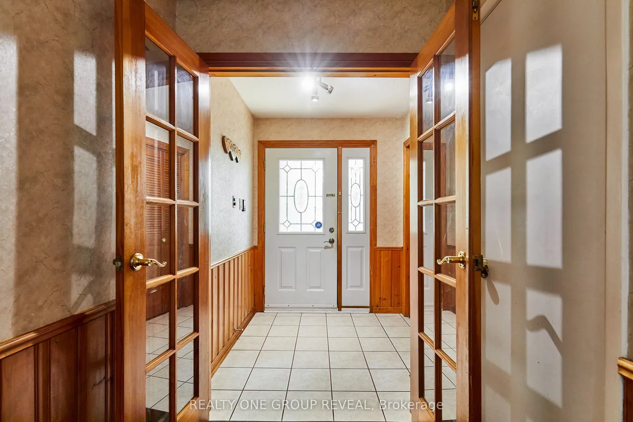 1374 Everton Street — photo 3