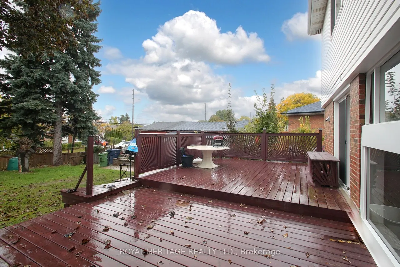 4 Brantwood Drive — photo 37