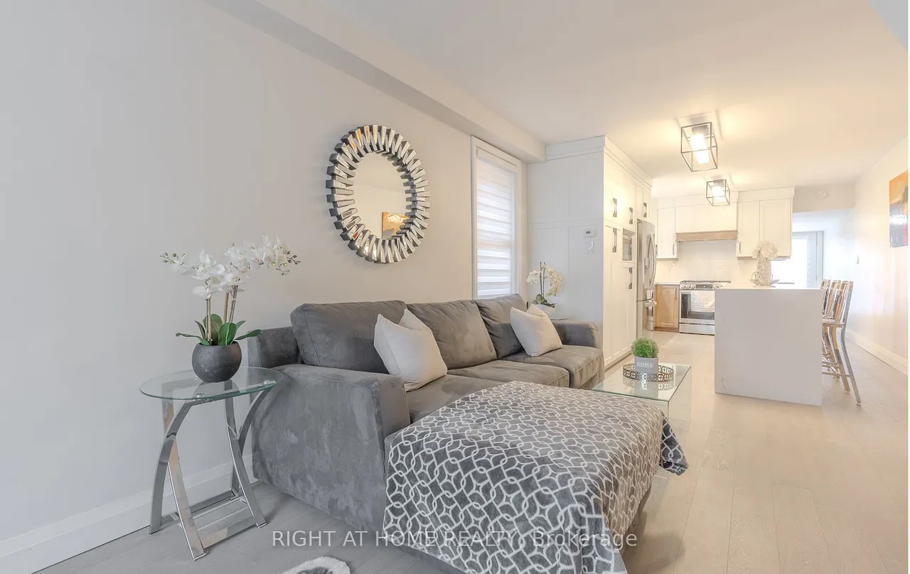 15 Hamstead Avenue — photo 3