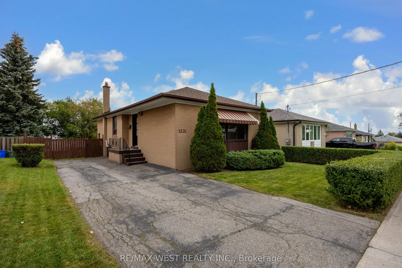 1331 Sharbot Street — photo 2