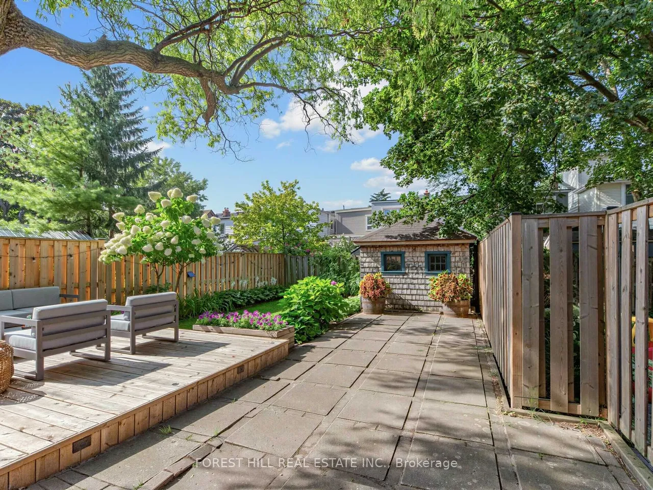 98 Gates Avenue — photo 45