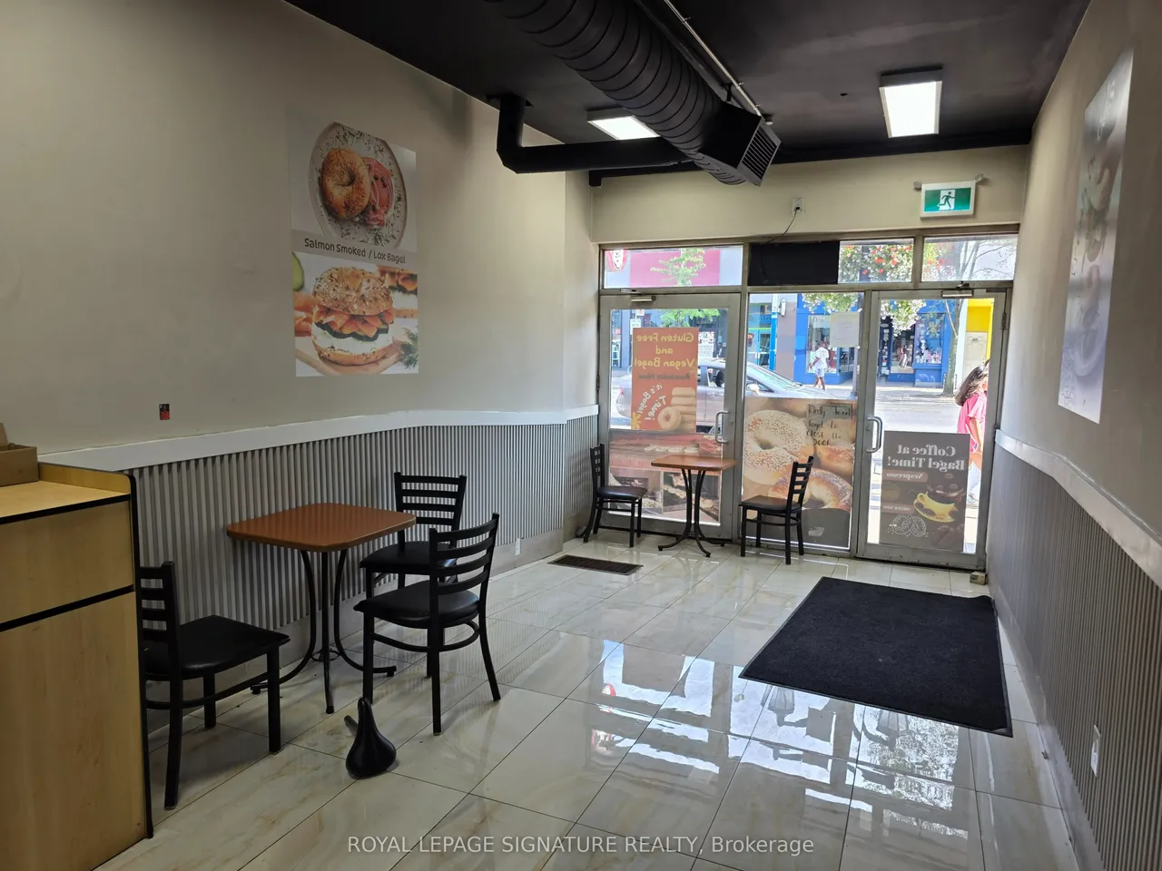 584 Danforth Avenue — photo 3