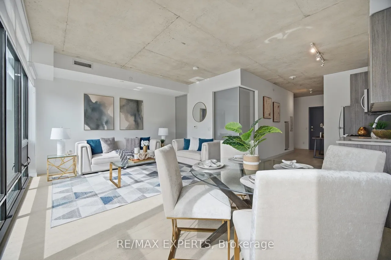 246 Logan Avenue E, Unit 225