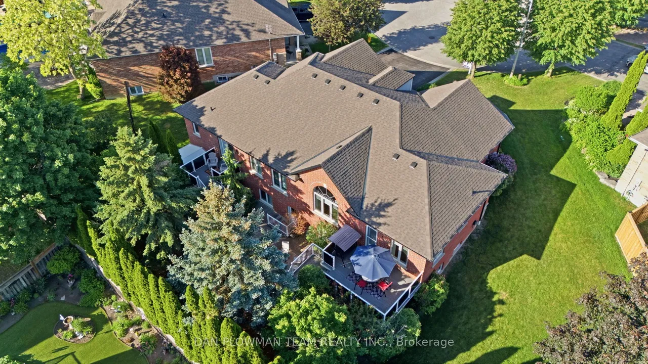 17 Burgundy Court — photo 49