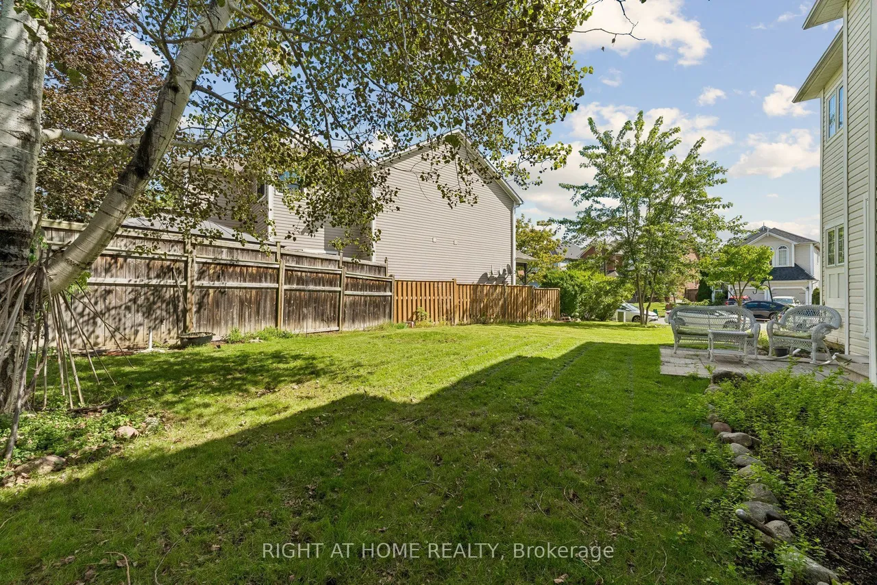 23 Croxall Boulevard — photo 48