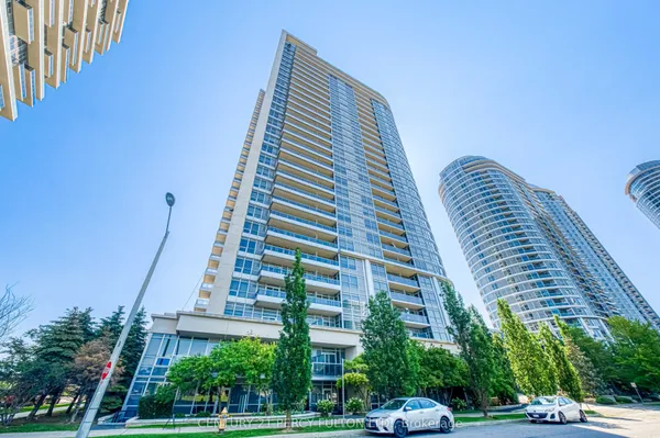 181 Village Green Square, Unit 116