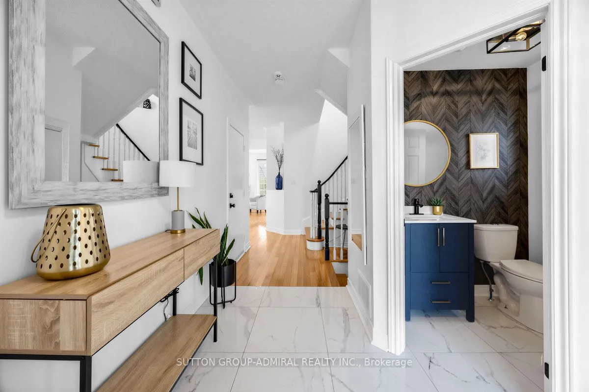 12 Sherrington Drive W — photo 3