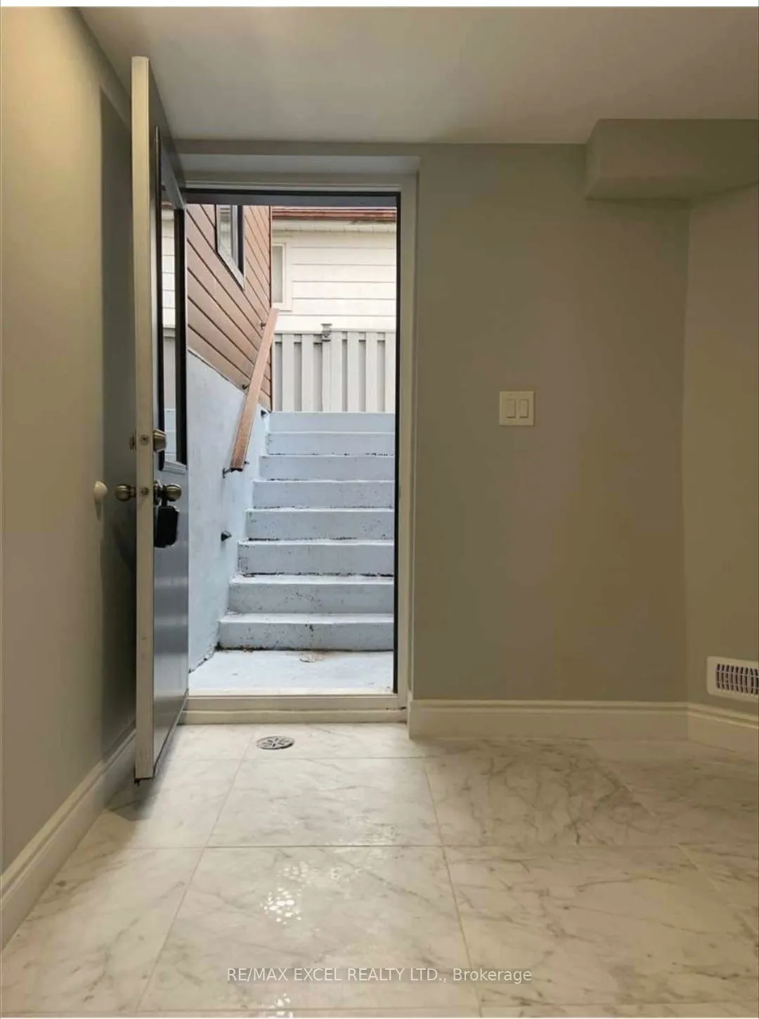 786 Oliva Street — photo 44