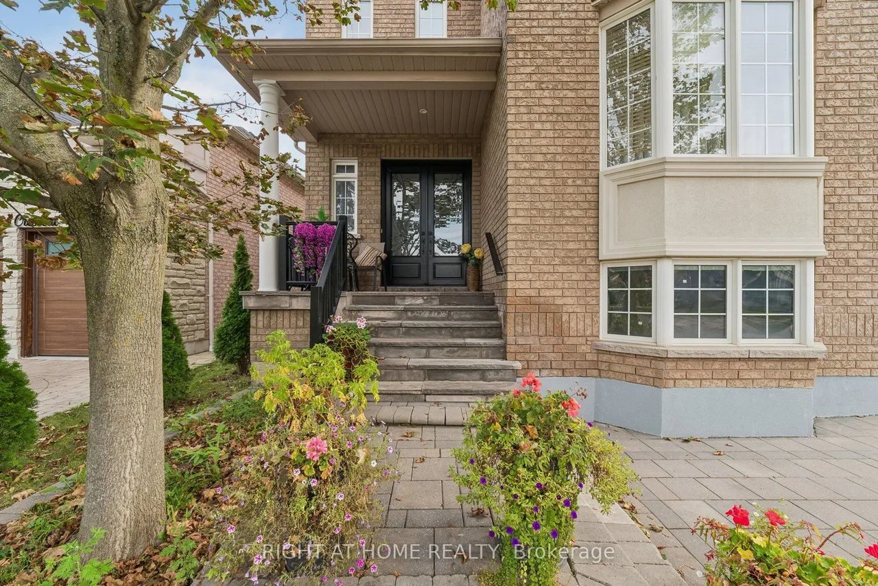 13 Weston Crescent — photo 3
