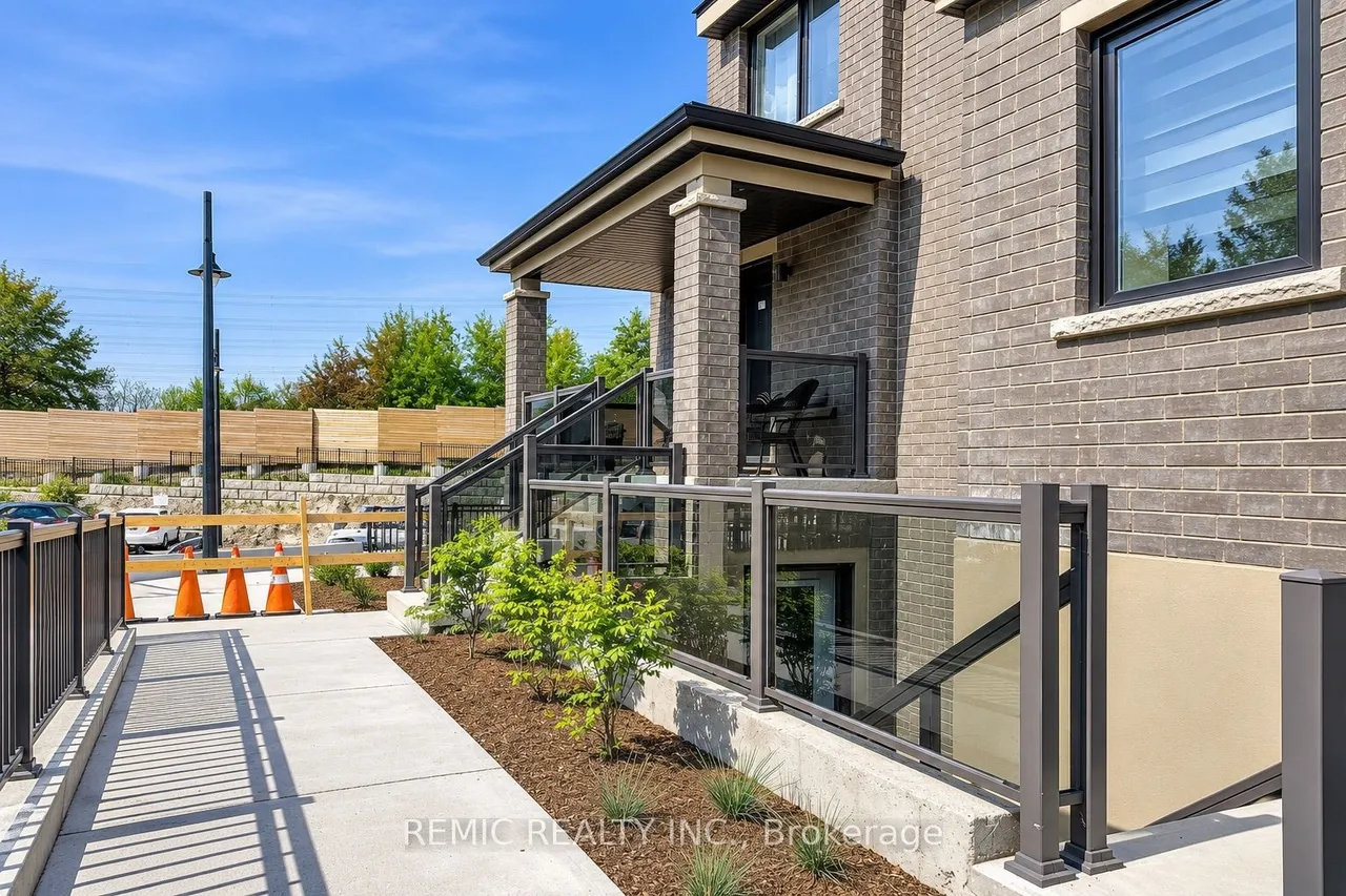 28 Lookout Drive, Unit A — photo 2