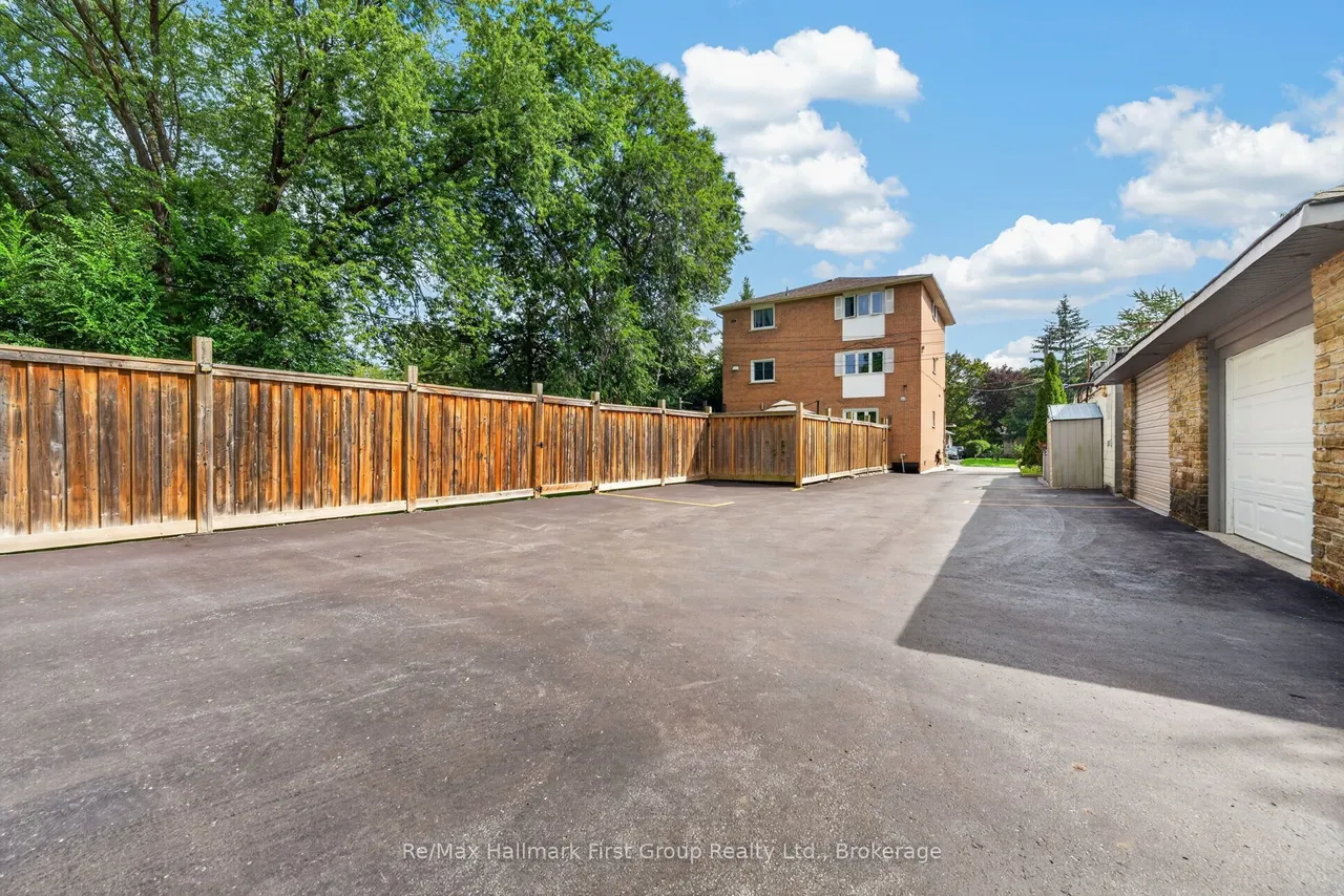 10 Lincoln Street — photo 32