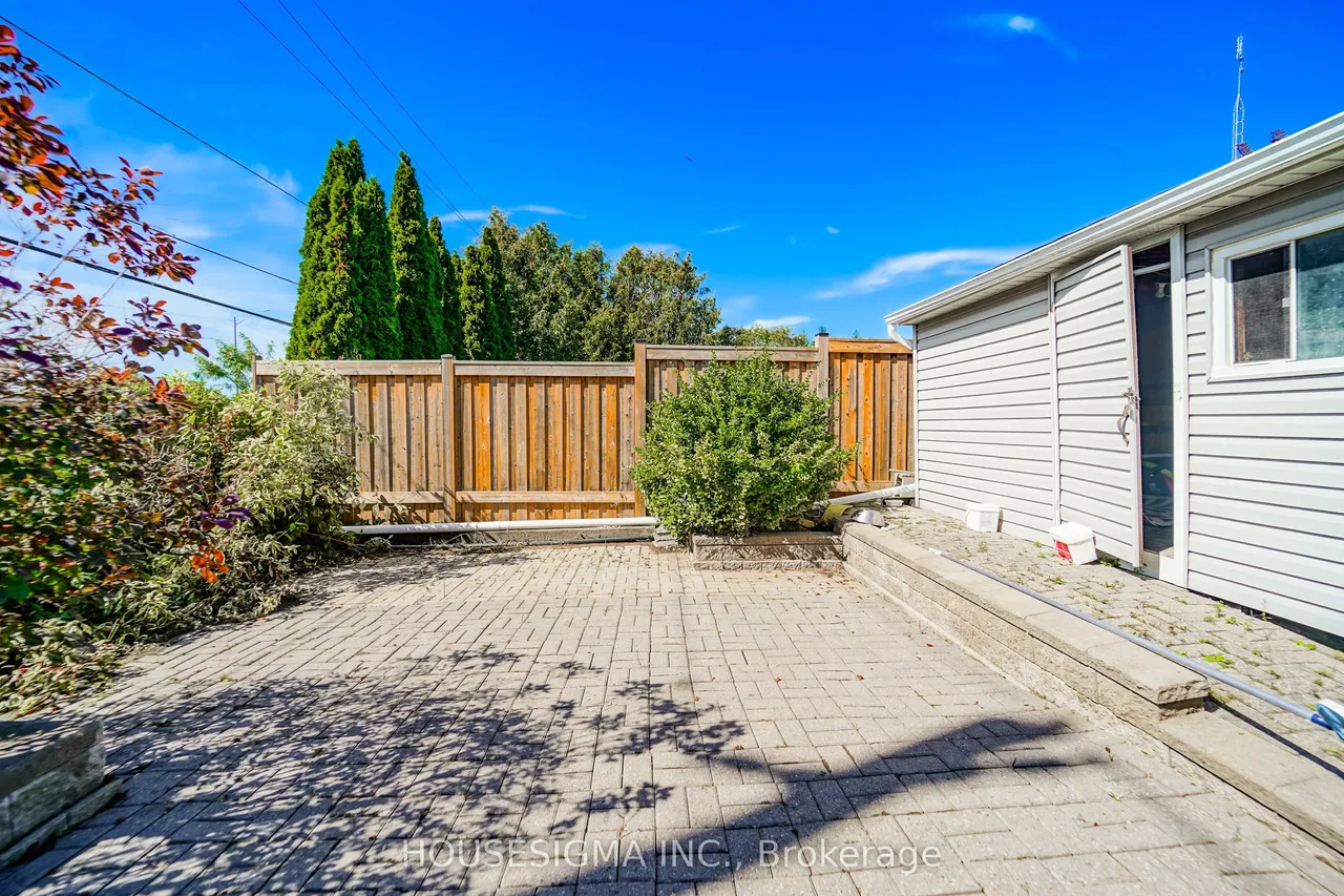 42 Cherry Blossom Crescent — photo 44