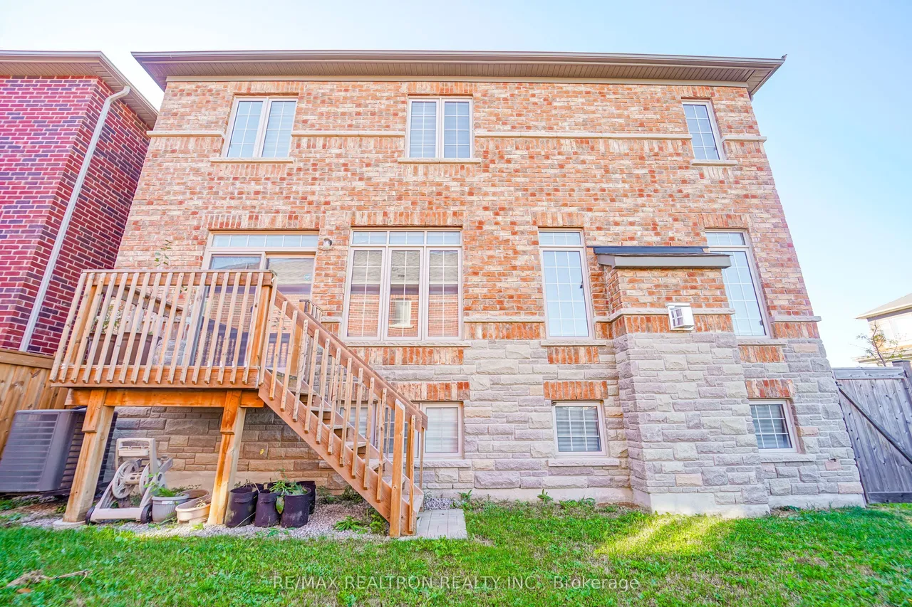 2431 Hibiscus Drive — photo 28