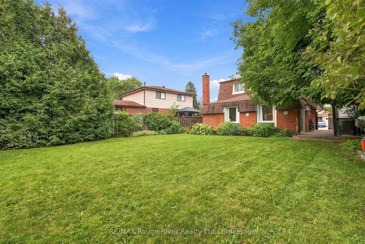 313 Lupin Drive — photo 45
