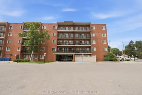131 Taunton Road E, Unit 204
