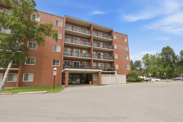 131 Taunton Road E, Unit 204 — photo 2
