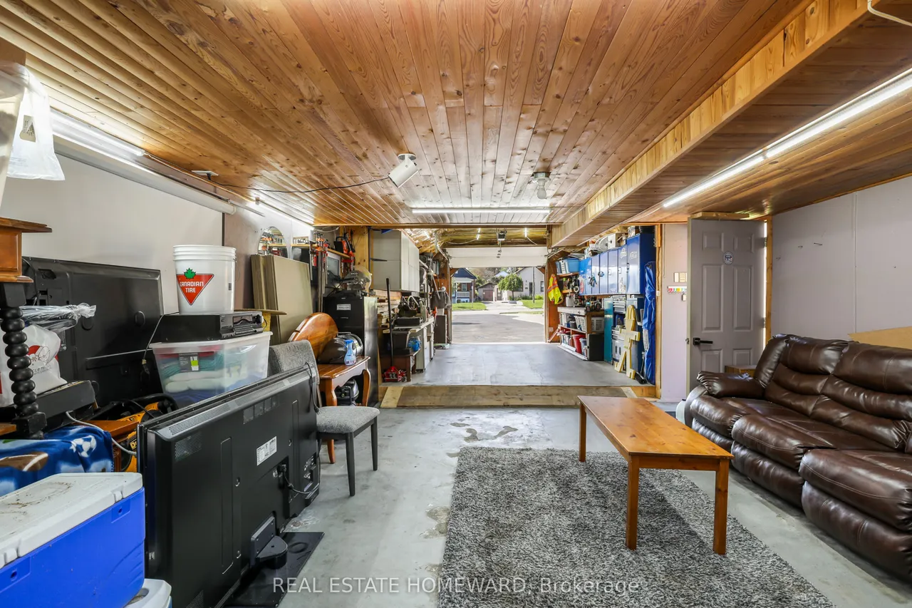 113 Gibbons Street — photo 37