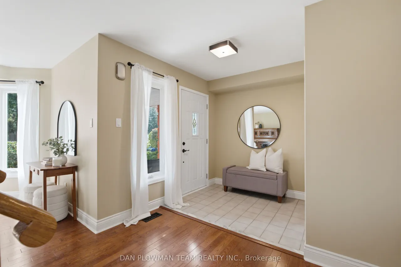 6 Saddlebrook Court — photo 3