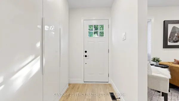 17 Harley Drive — photo 2