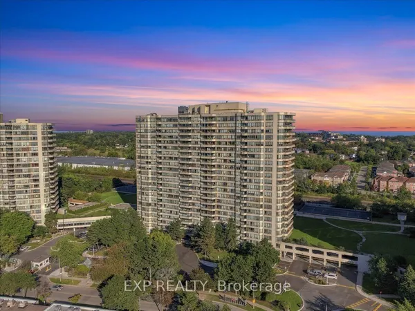3 Greystone Walk Drive N, Unit 1927