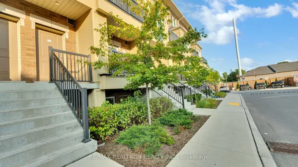 470 Beresford Path, Unit 4 — photo 2