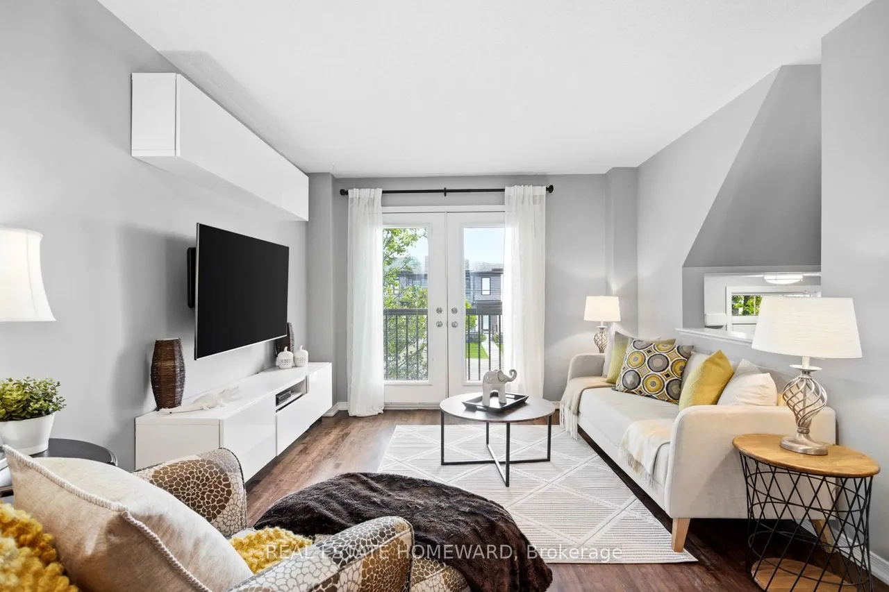 571 Longworth Avenue E, Unit 10 — photo 3