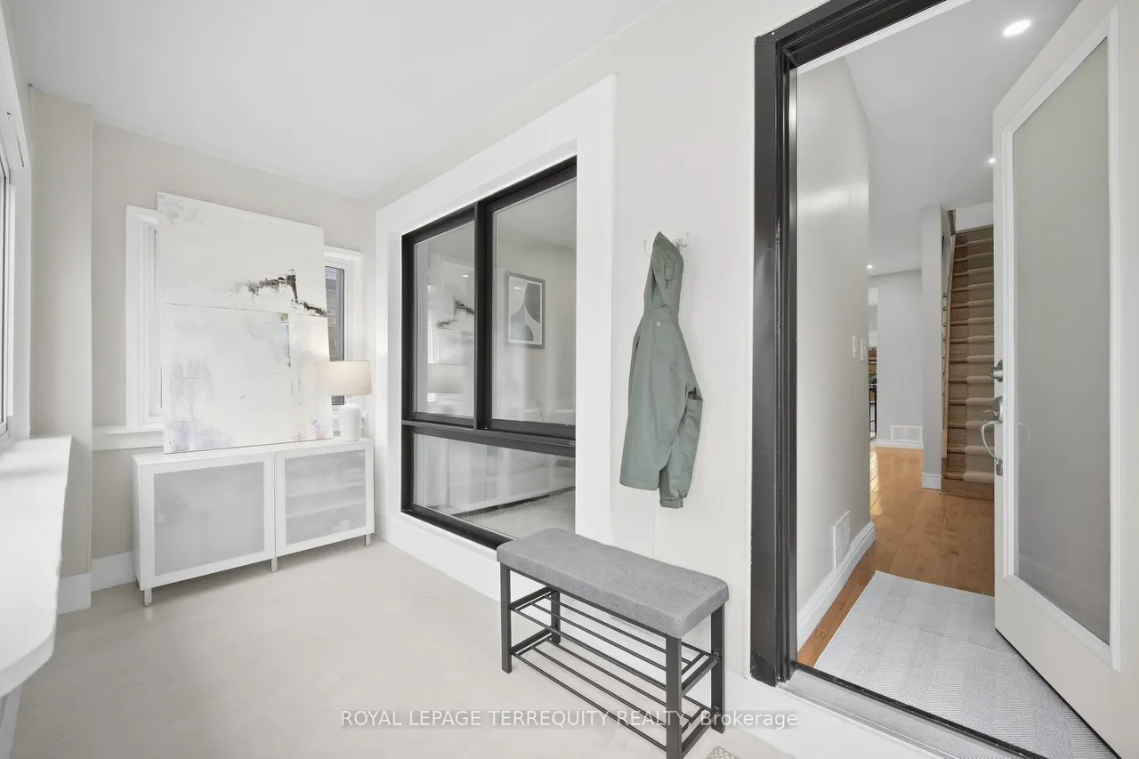 350 Lumsden Avenue — photo 3