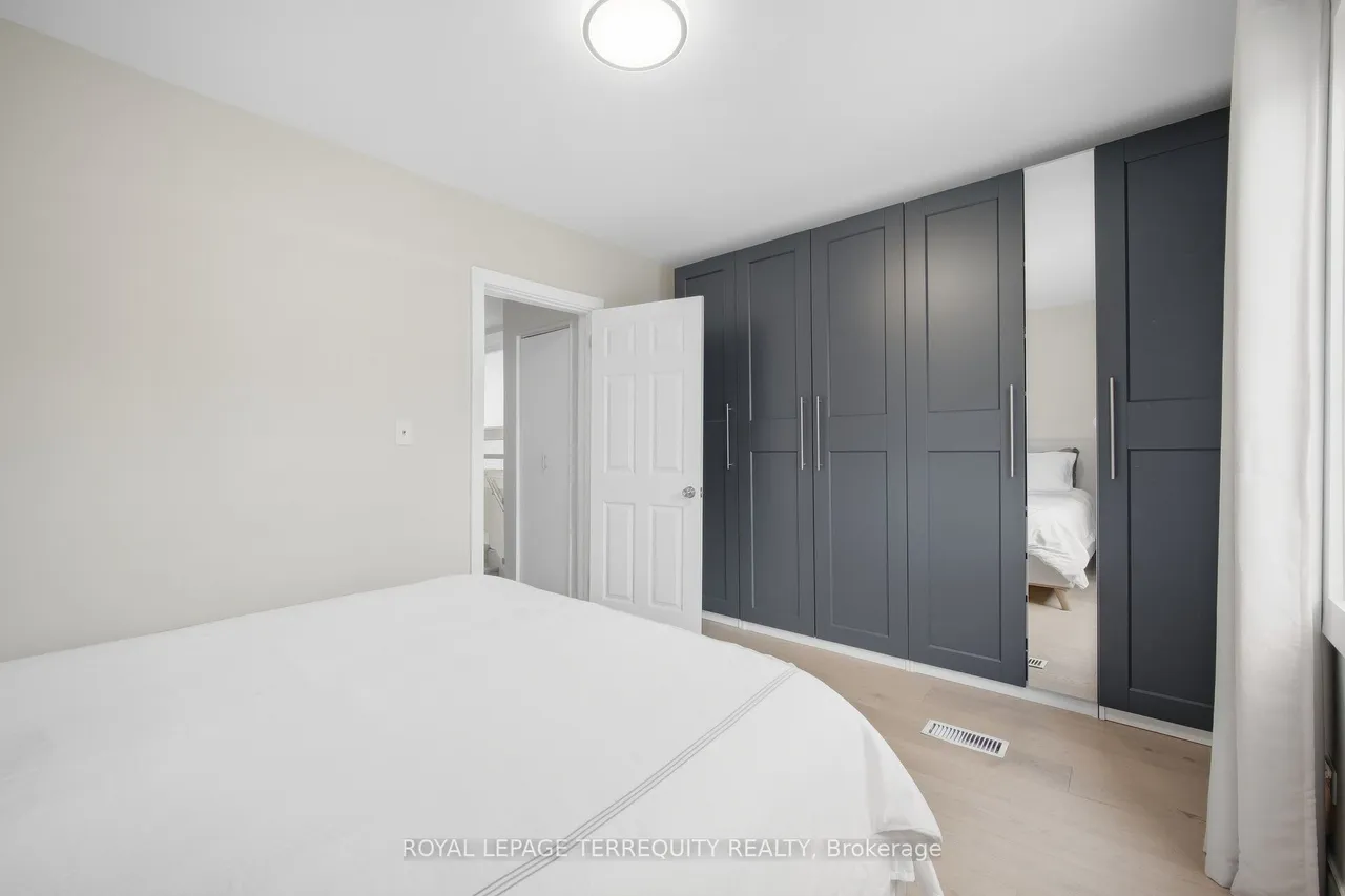 350 Lumsden Avenue — photo 29