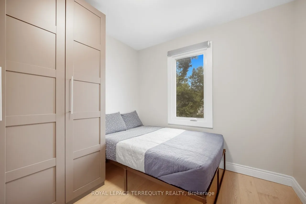 350 Lumsden Avenue — photo 30