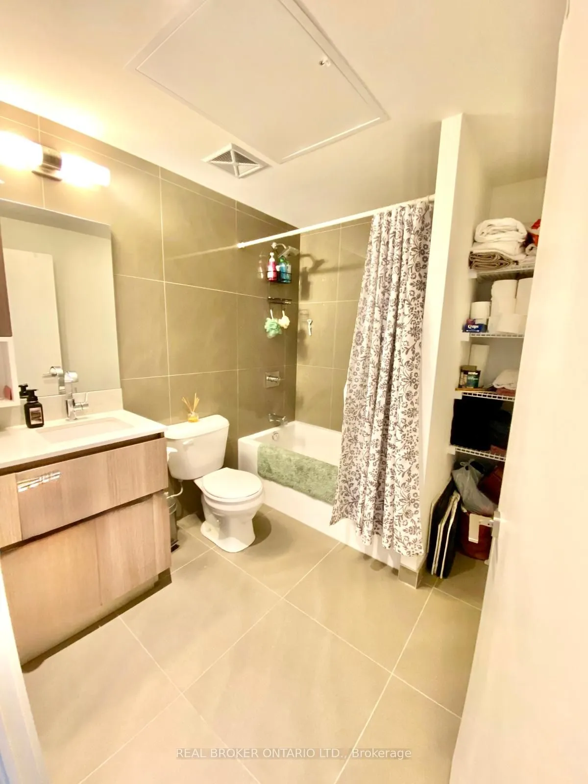 15 Baseball Place, Unit 717 — photo 28