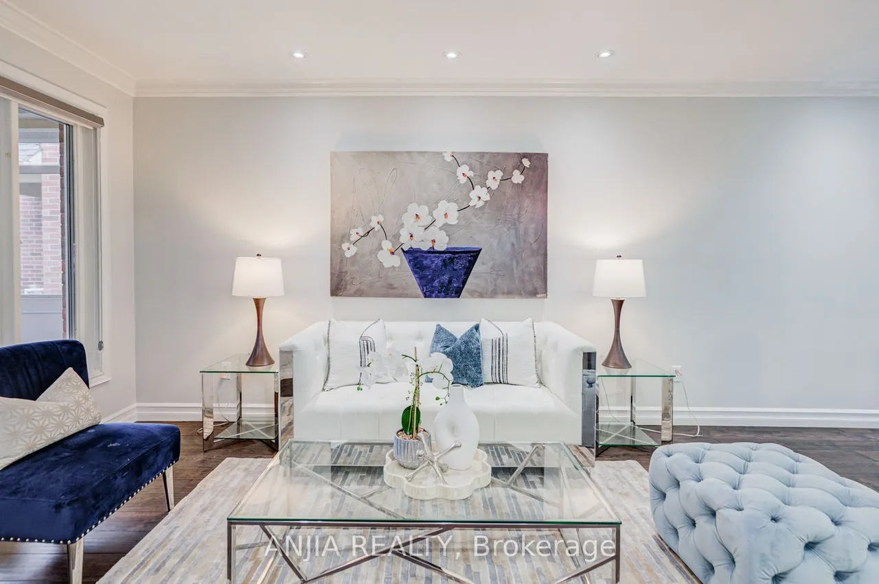 7 Allayden Drive — photo 2