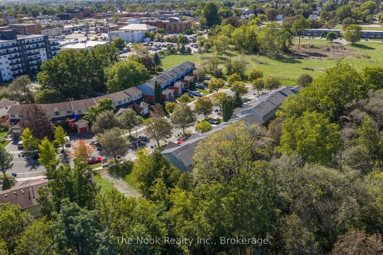 38 Galbraith Court — photo 42