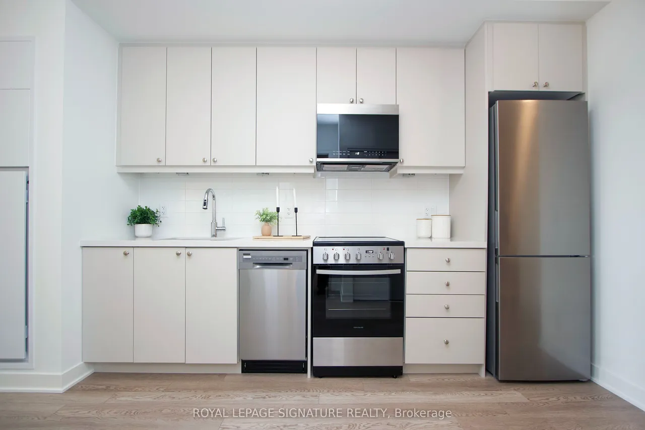 51 Clarington Boulevard, Unit 613 — photo 2