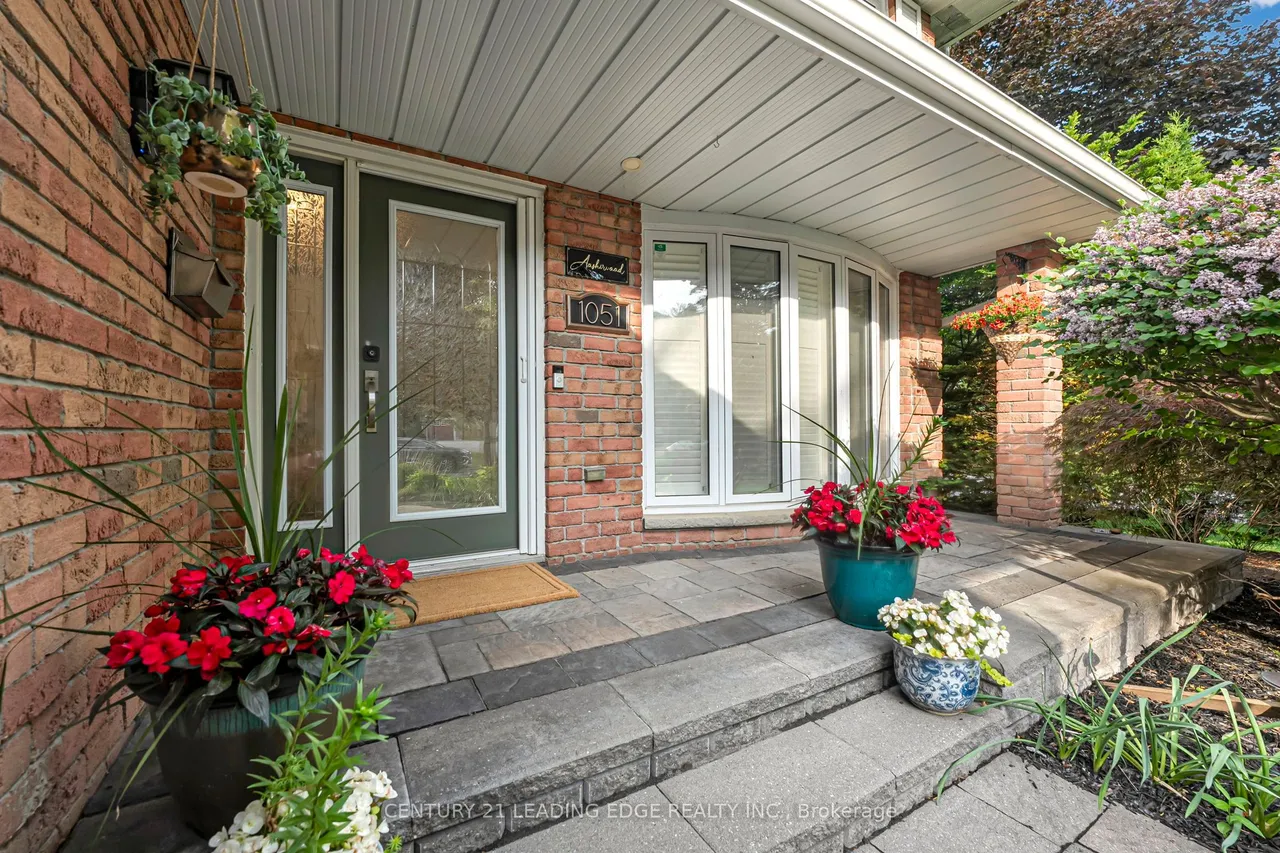 1051 Chelsea Court — photo 3