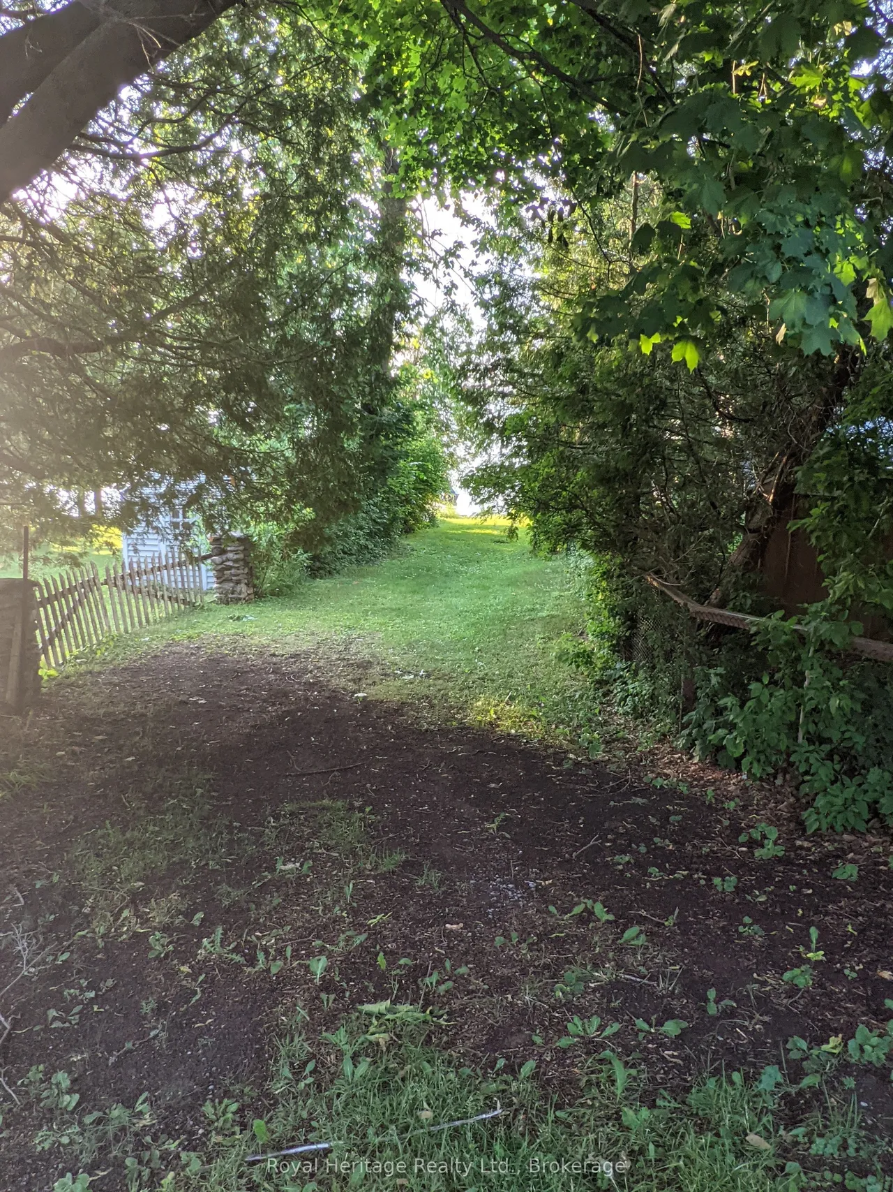 127 Coleman Crescent — photo 24