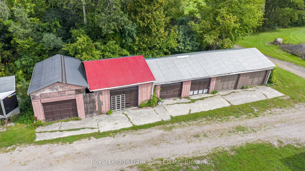 4200 COURTICE Road N — photo 44