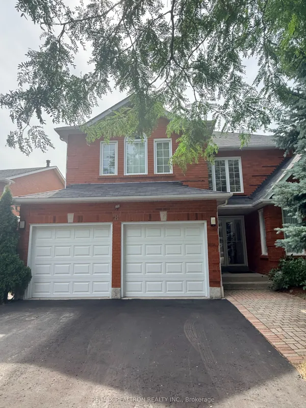 8 Watersdown Crescent
