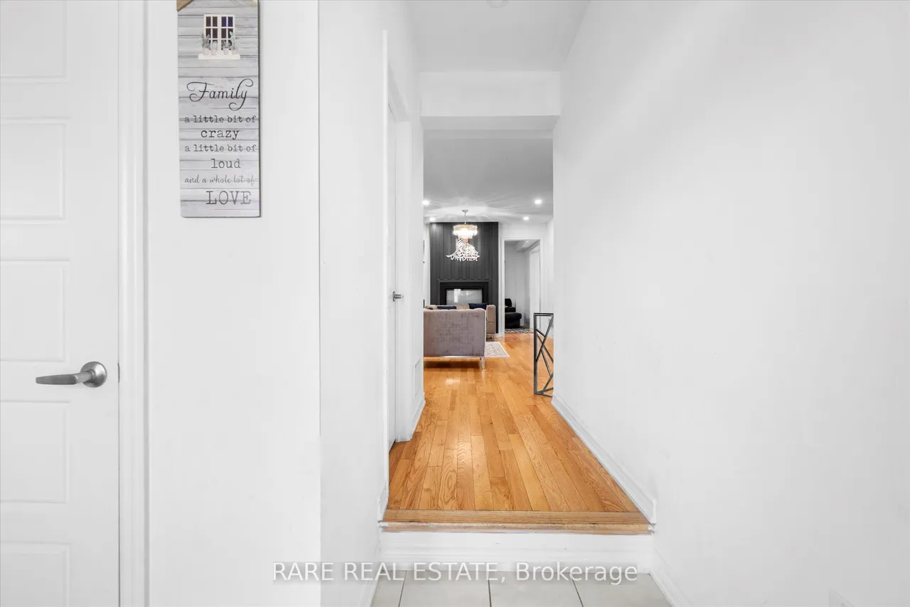 267 Fleetwood Drive — photo 2