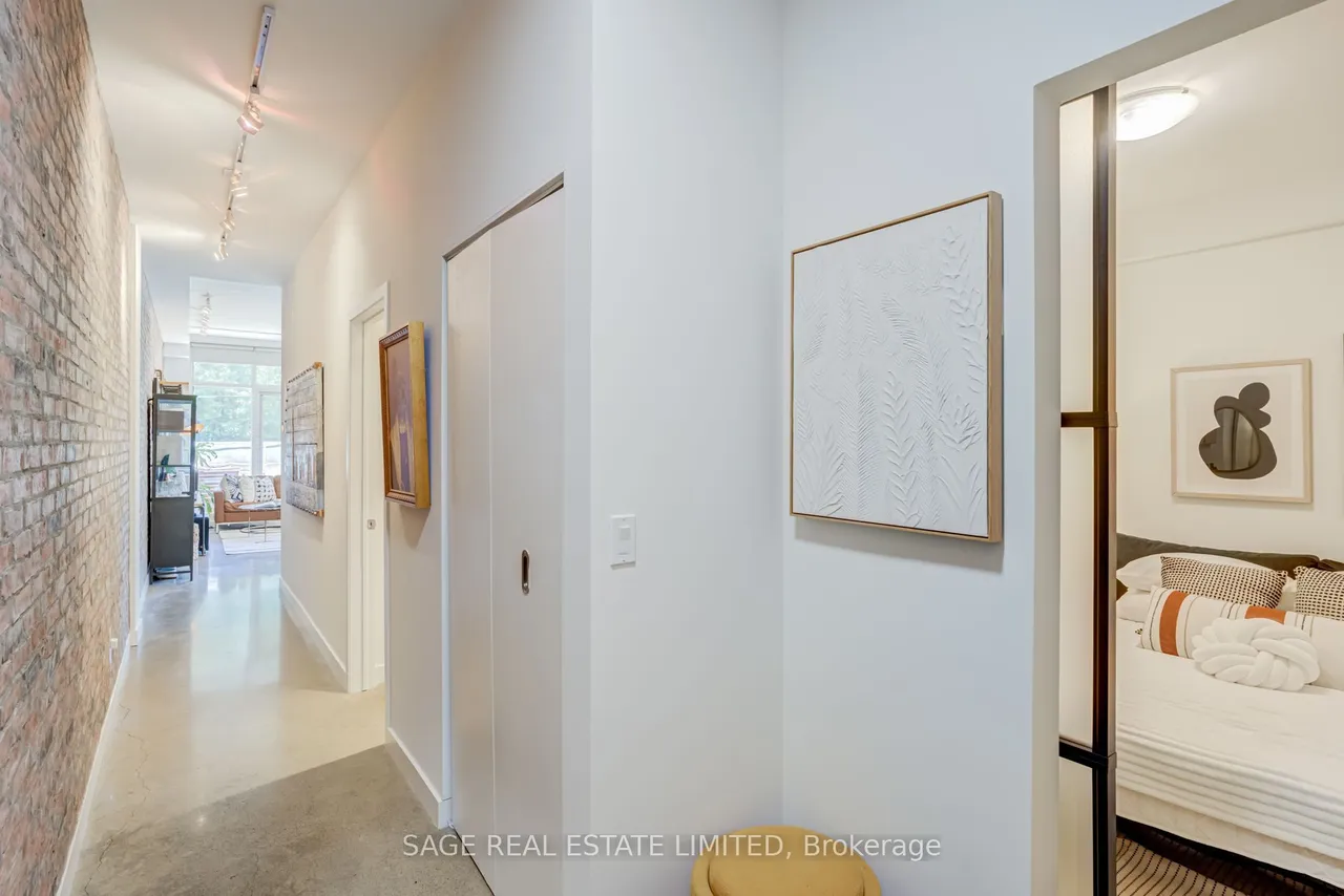 747 Queen Street E, Unit 204 — photo 3