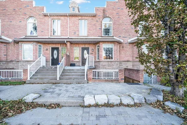 426 Brock Street N — photo 2